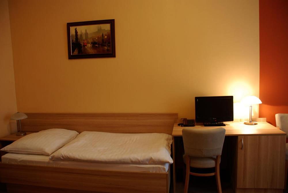 Hotel D'Angelo Praga Habitación foto